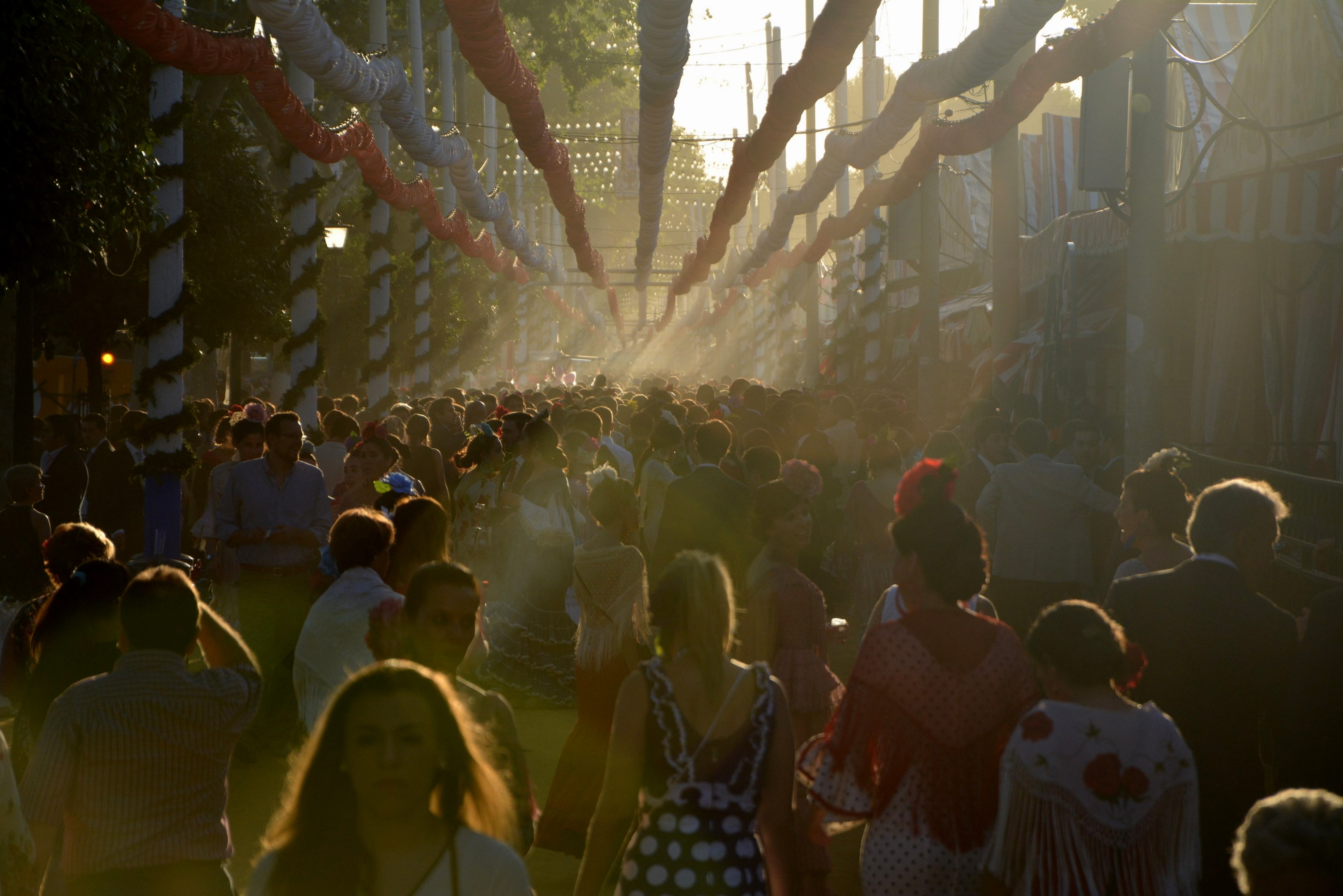 Read more about the article Feria de Abril – byle największa fiesta w Europie!
